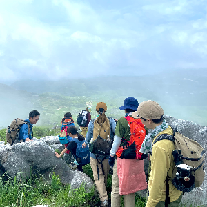 地球の歴史感じるトレッキングエコツアー